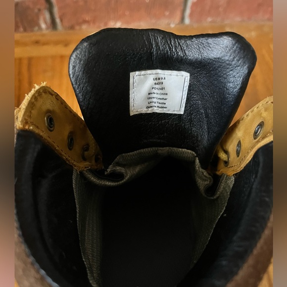 All-Weather Waterproof Men’s Duckboot In Tan/Black - Huckberry with Vibram Soles - Picture 5 of 11